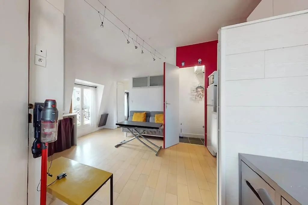 2 Pieces Lumineux & Calme Apartment Paris 0*,  France